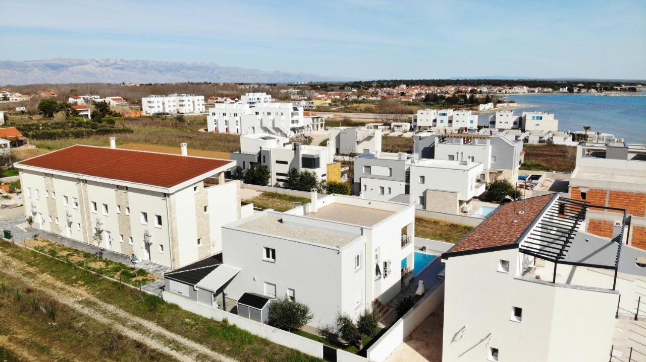 Apartments Le Mare - Pool, Sandstrand, Meerblick, W-Lan, Grill Privlaka  Eksteriør bilde