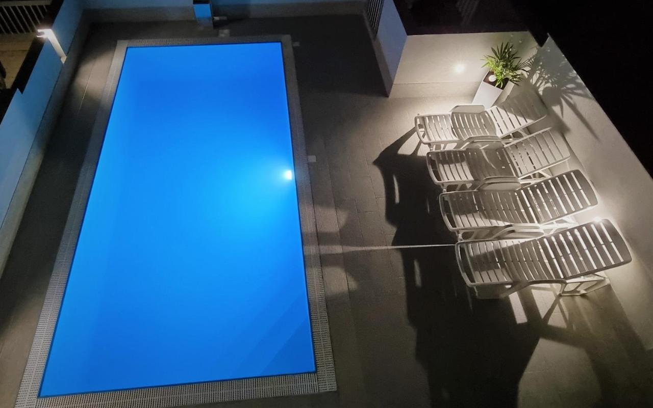 Apartments Le Mare - Pool, Sandstrand, Meerblick, W-Lan, Grill Privlaka  Eksteriør bilde