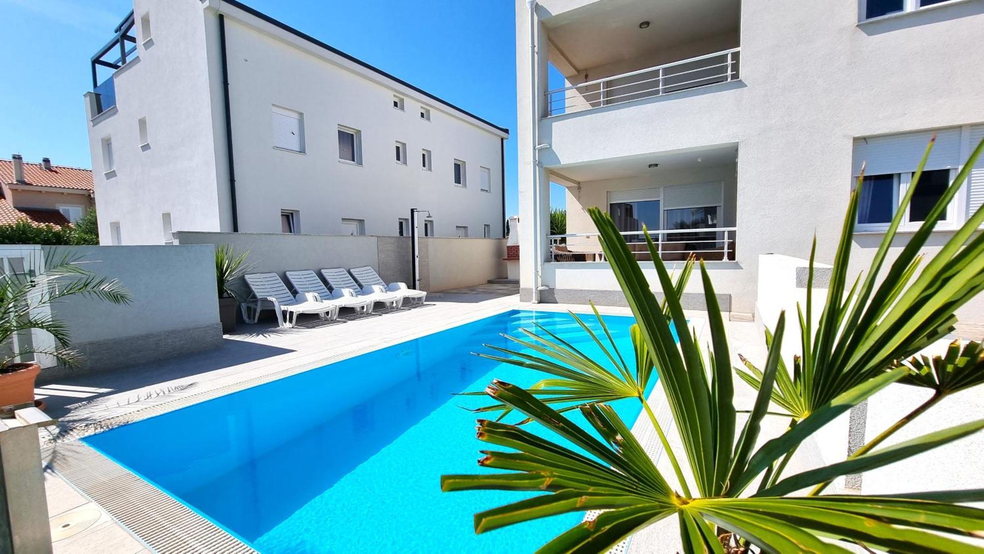 Apartments Le Mare - Pool, Sandstrand, Meerblick, W-Lan, Grill Privlaka  Eksteriør bilde