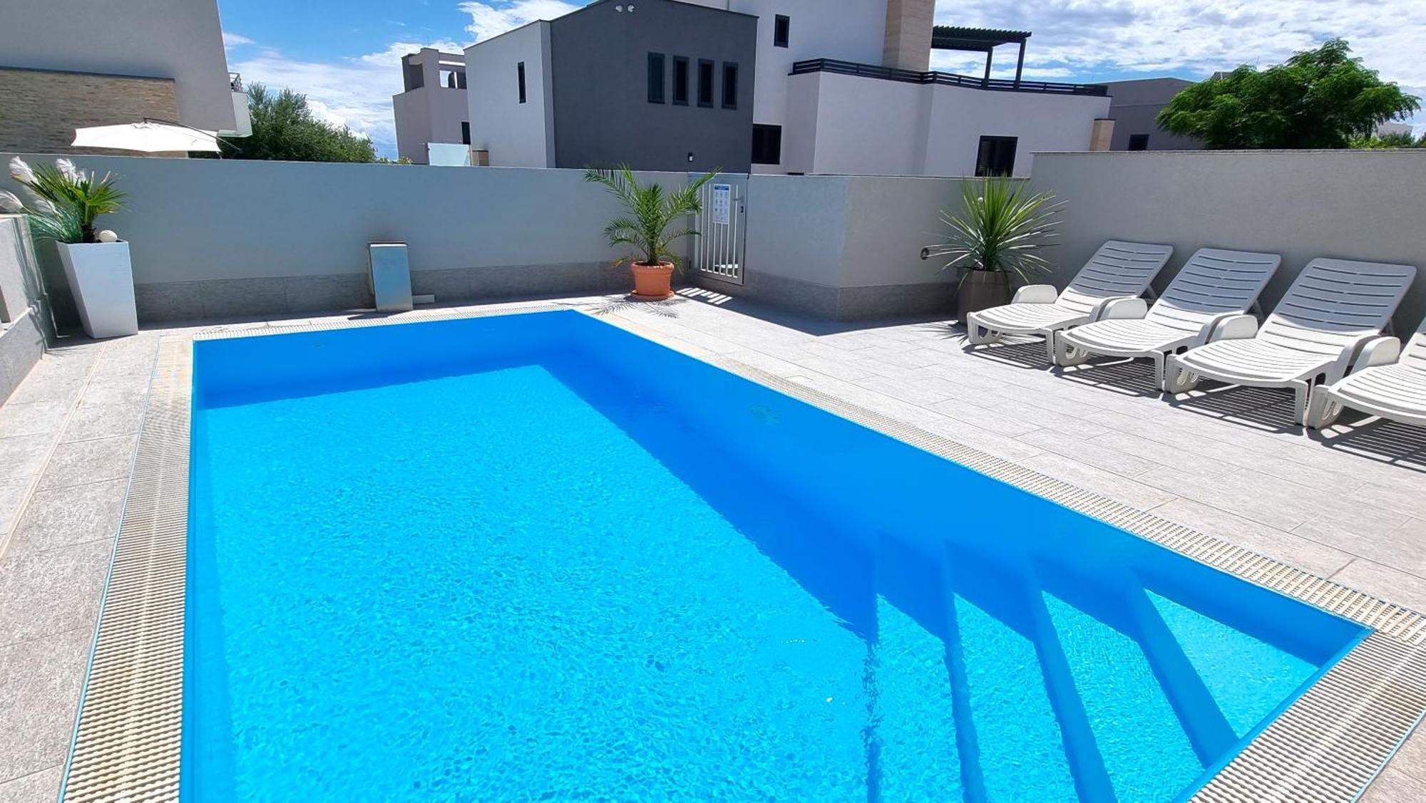 Apartments Le Mare - Pool, Sandstrand, Meerblick, W-Lan, Grill Privlaka  Eksteriør bilde